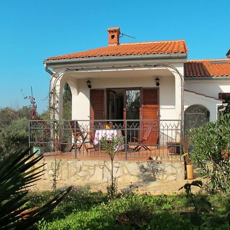 Holiday Home Ema - Pul418 By Interhome Peroj Exterior foto